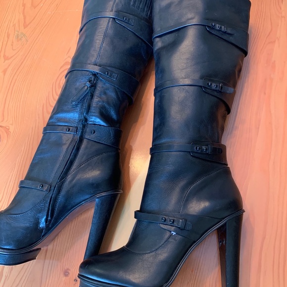 BCBG Max Azari black high boots - Picture 3 of 3